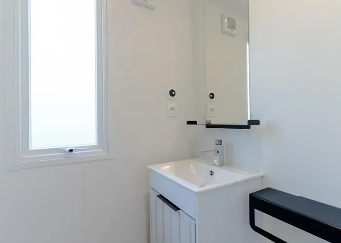 Mobilhome Malaga Clim Trio 33 Hébergement de vacances Bouzic